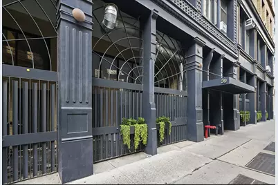 39 E 12th Street #308, New York City, NY 10003 - Photo 12