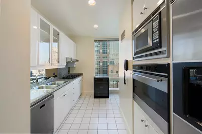 845 United Nations Plaza #15A, New York City, NY 10017 - Photo 6