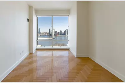 845 United Nations Plaza #15A, New York City, NY 10017 - Photo 2