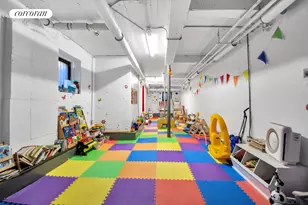 570 Westminster Rd, New York City, NY 11230 - Photo 10