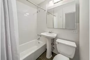 43 E 10th St, New York City, NY 10003 - Photo 4