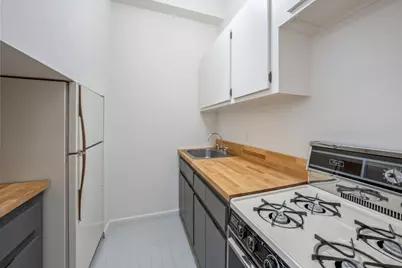 43 E 10th Street #5F, New York City, NY 10003 - Photo 4