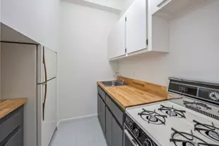 43 E 10th St, New York City, NY 10003 - Photo 4