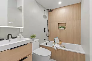 204 Withers St, New York City, NY 11211 - Photo 6