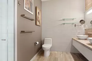 322 W 57th St, New York City, NY 10019 - Photo 6