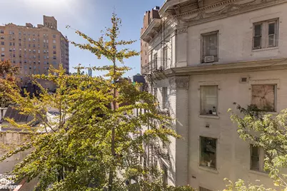 10 Christopher Street #5C, New York City, NY 10014 - Photo 6