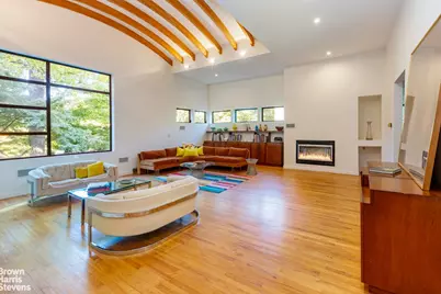 712 Ladd Road, New York City, NY 10471 - Photo 4