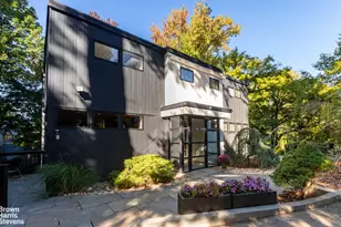 712 Ladd Rd, New York City, NY 10471 - Photo 30