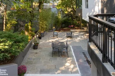 712 Ladd Road, New York City, NY 10471 - Photo 32