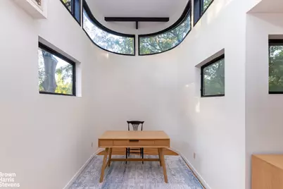 712 Ladd Road, New York City, NY 10471 - Photo 22