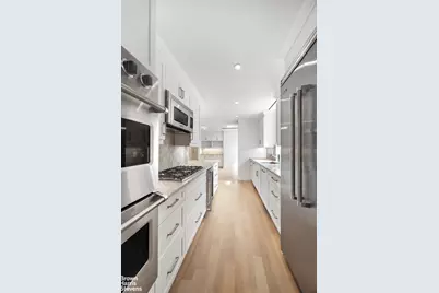 317 W 89th Street #9E, New York City, NY 10024 - Photo 16