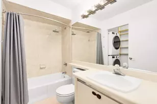 100 W 89th St, New York City, NY 10024 - Photo 12