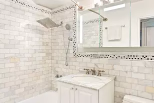 315 E 70th St, New York City, NY 10021 - Photo 10