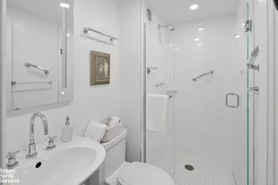 1050 5th Avenue #15C, New York City, NY 10028 - Photo 12