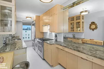 1050 5th Avenue #15C, New York City, NY 10028 - Photo 6