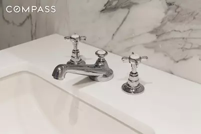 21 E 66th Street #7EW, New York City, NY 10065 - Photo 24