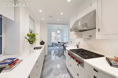 21 E 66th Street #7EW, New York City, NY 10065 - Photo 6