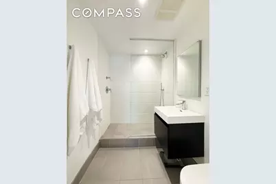 25-40 Shore Boulevard #3P, New York City, NY 11102 - Photo 6