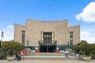 255 Eastern Pkwy, New York City, NY 11238 - Photo 18