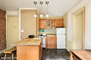 460 W 23rd St, New York City, NY 10011 - Photo 2