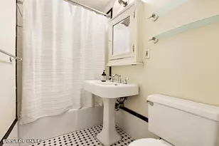 460 W 23rd St, New York City, NY 10011 - Photo 4