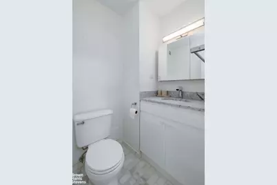 10 W 15th Street #1014, New York City, NY 10011 - Photo 18