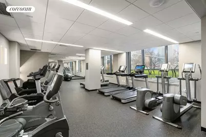 425 Main Street #14C, New York City, NY 10044 - Photo 16