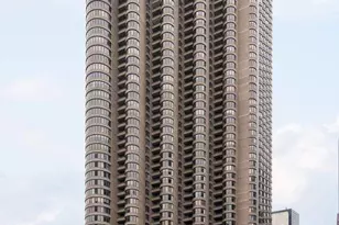 330 E 38th St, New York City, NY 10016 - Photo 16