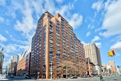 330 3rd Avenue #8K, New York City, NY 10010 - Photo 12