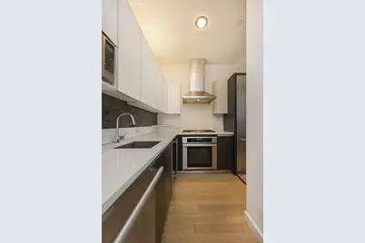 247 W 46th Street #302, New York City, NY 10036 - Photo 4