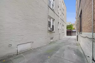 31-42 34th St, New York City, NY 11106 - Photo 10