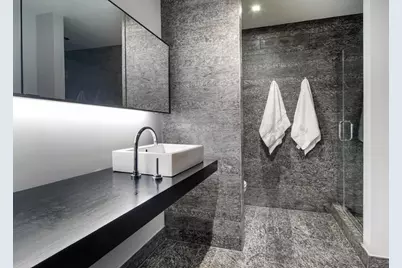 20 Pine Street #2114, New York City, NY 10005 - Photo 8