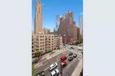 408 W 57th Street #7L, New York City, NY 10019 - Photo 12