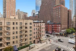 408 W 57th St, New York City, NY 10019 - Photo 12