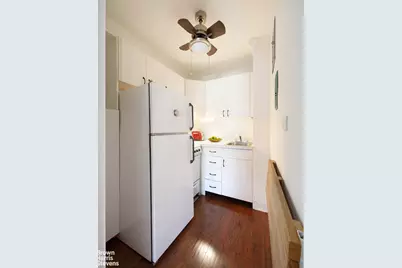 430 W 34th Street #5G, New York City, NY 10001 - Photo 4