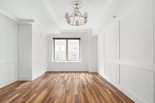 106 Central Park S, New York City, NY 10019 - Photo 4