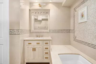 106 Central Park S #11LM, New York City, NY 10019 - Photo 8