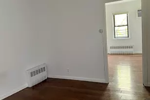 9506 Avenue L, New York City, NY 11236 - Photo 8