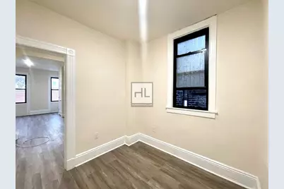 51-28 35th Street #2, New York, NY 11101 - Photo 4