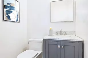 240 E 47th St, New York City, NY 10017 - Photo 6