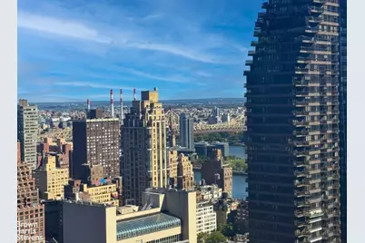 240 E 47th Street #39AB, New York, NY 10017 - Photo 10