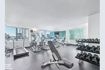 240 E 47th Street #39AB, New York City, NY 10017 - Photo 16