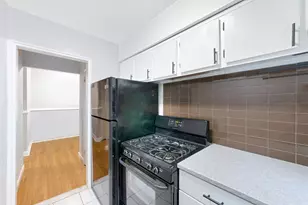 5235 Post Rd, New York City, NY 10471 - Photo 4