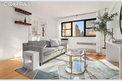 181 E 73rd Street #9C, New York City, NY 10021 - Photo 2