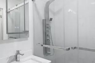 201 E 36th St, New York, NY 10016 - Photo 6