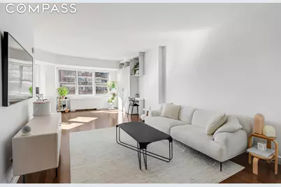 305 E 24th Street #PHL, New York City, NY 10010 - Photo 1