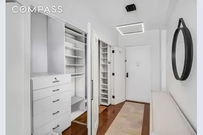 305 E 24th Street #PHL, New York City, NY 10010 - Photo 8