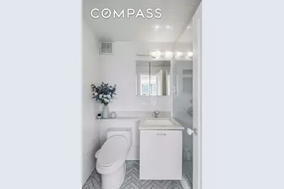 305 E 24th Street #PHL, New York City, NY 10010 - Photo 6