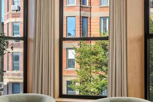 22 St Johns Pl, New York City, NY 11217 - Photo 2