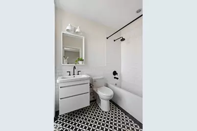 210 Macon Street, New York City, NY 11216 - Photo 10